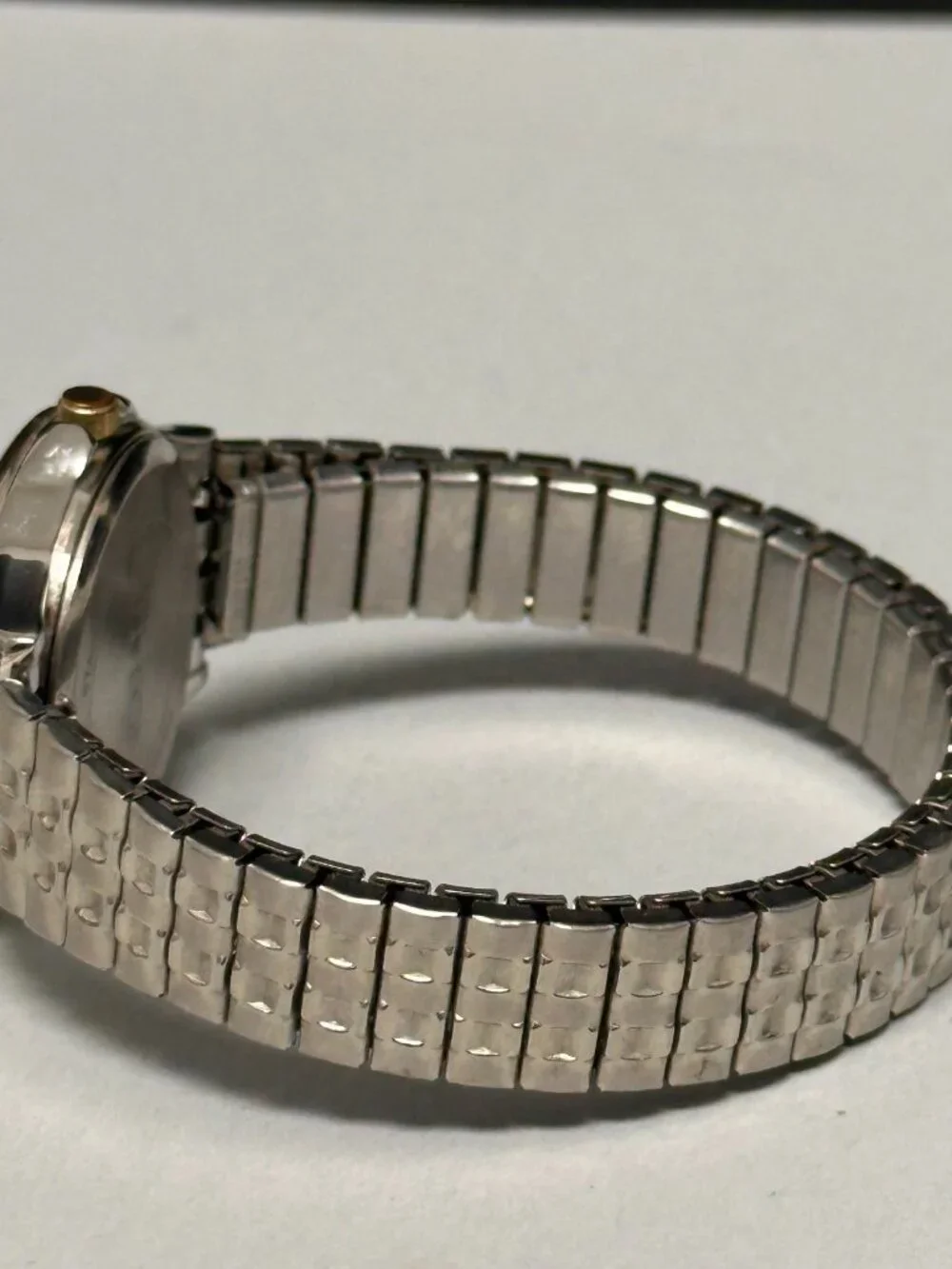 Sutton Watch Women Silver Tone Gold Bezel Stretch Expansion Band New Battery